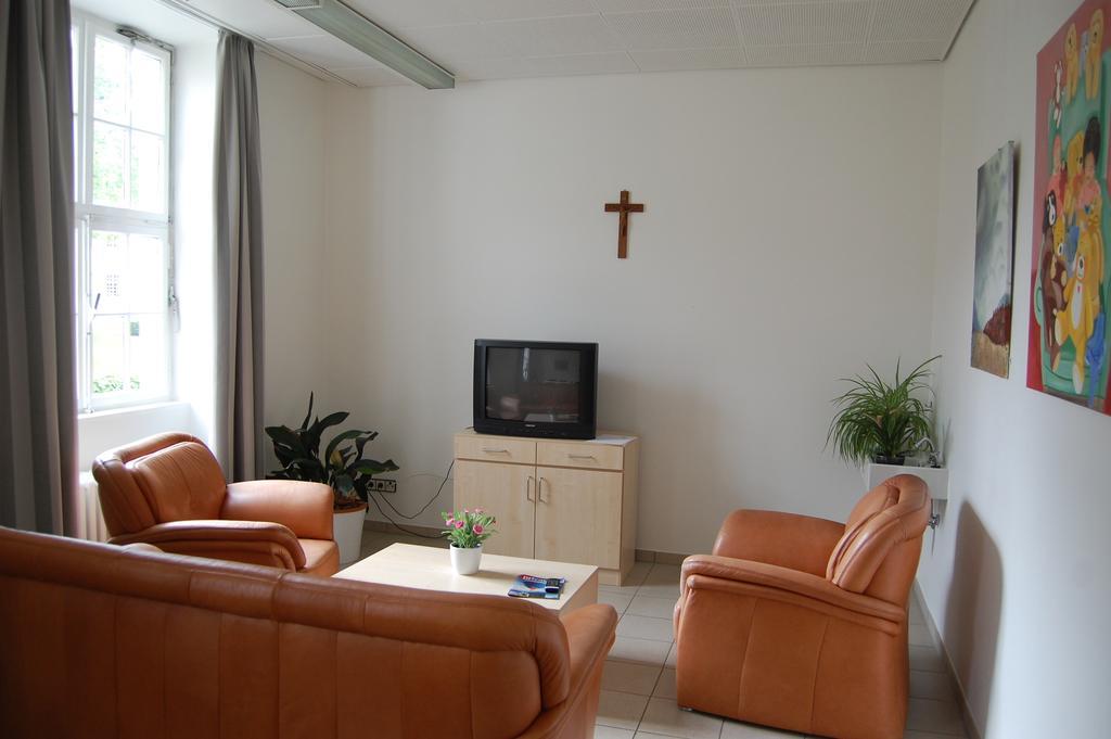 Pension Augenblick Knechtsteden Дормаген Экстерьер фото