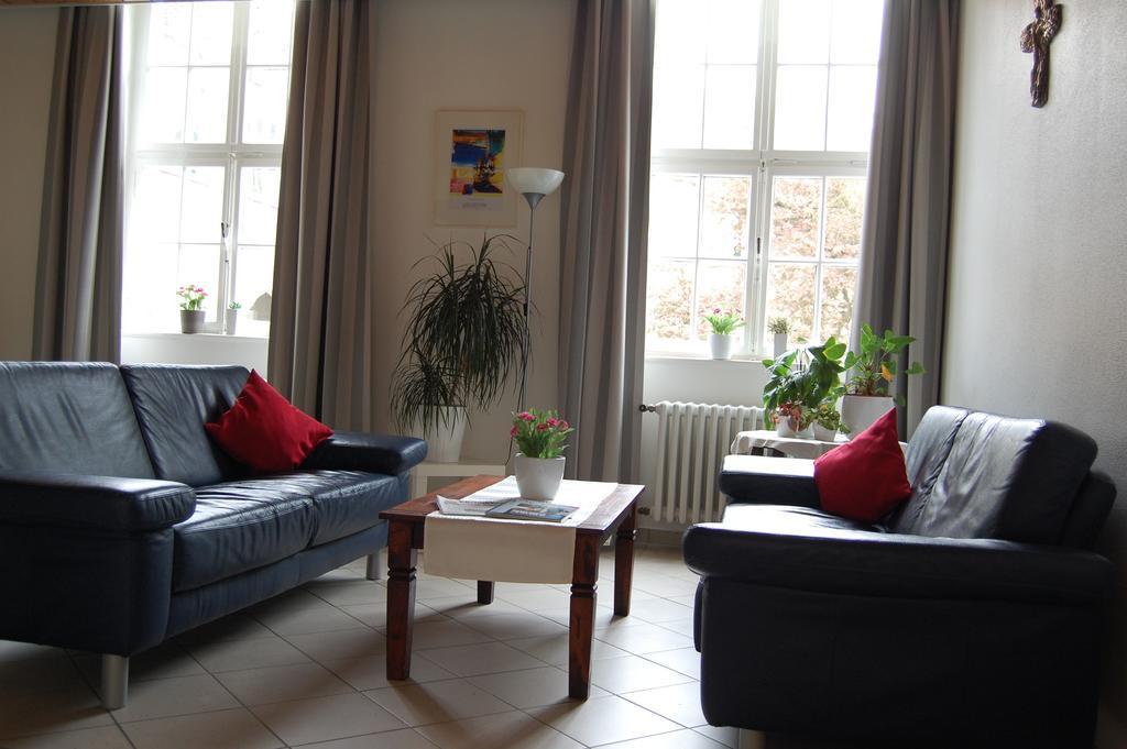 Pension Augenblick Knechtsteden Дормаген Экстерьер фото
